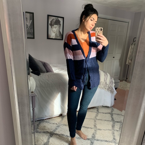 Color Block Cardigan - Picture 4 of 7